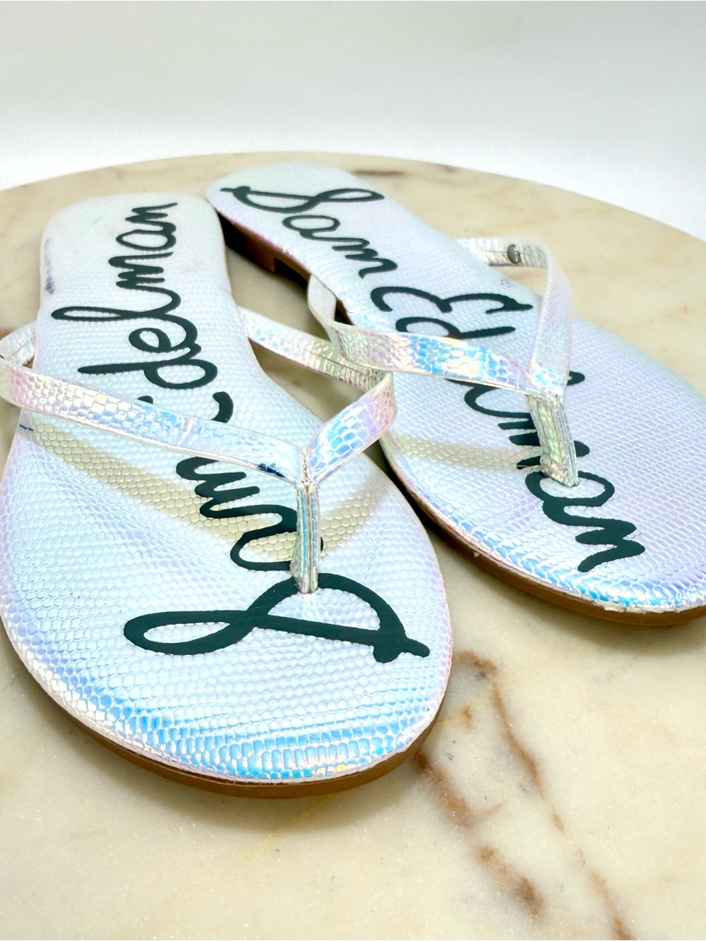 Sam Edelman Oliver Thong Flip Flops Iridescent Snake Embossed Sandals Women's 6M